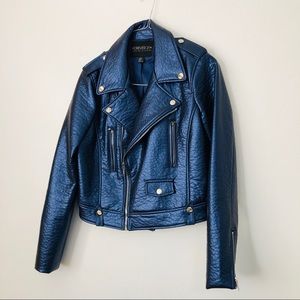 FOREVER 21 PLUS METALLIC BLUE PLEATHER SIZE OX